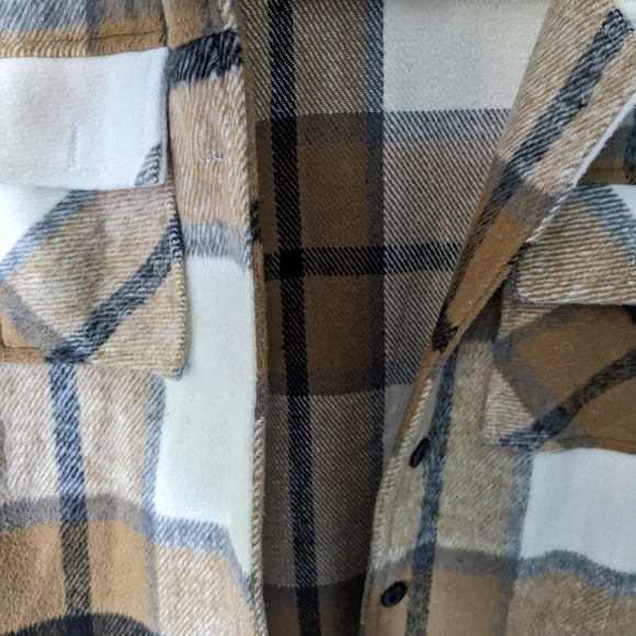 Shein shacket. - Picture 2 of 4